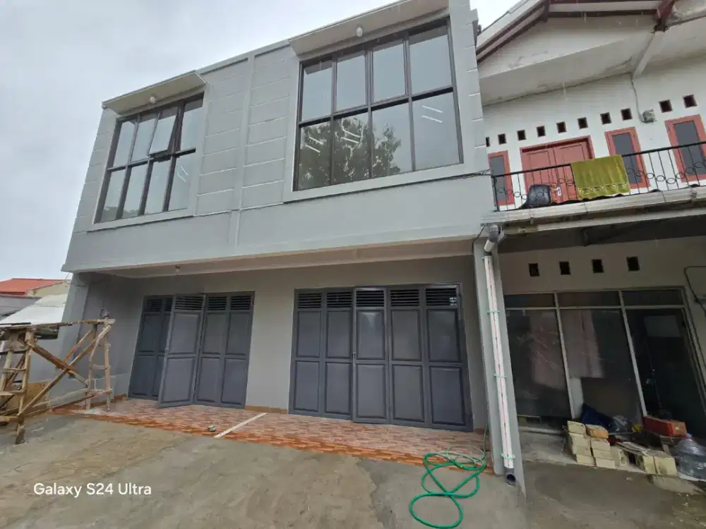 Ruko Sewa Masih Baru pinggir jalan raya tanah baru KAMPUS UI