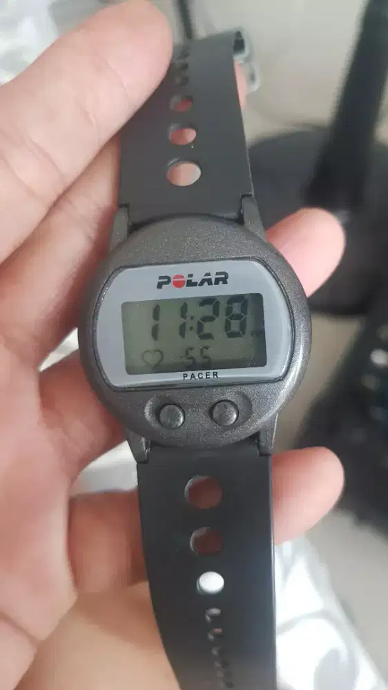 Jam Vintage Merk POLAR Edisi GPS