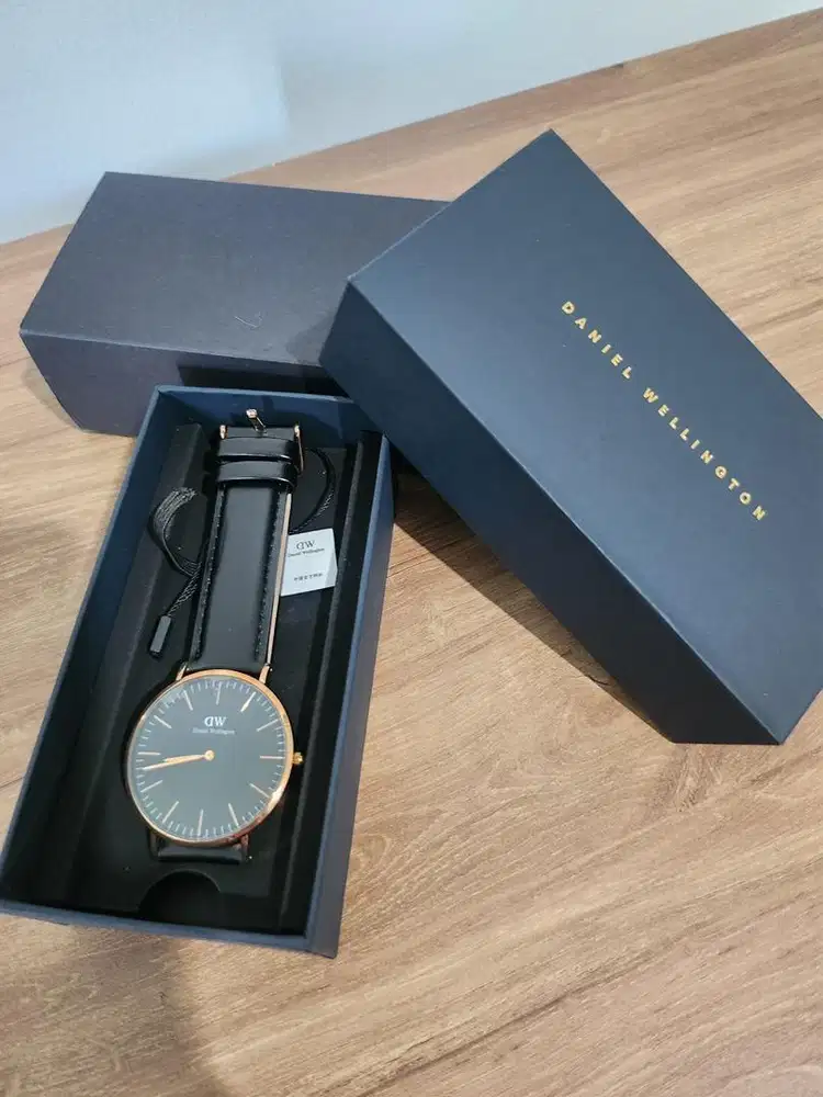 NEGO - New Daniel Wellington watch for men