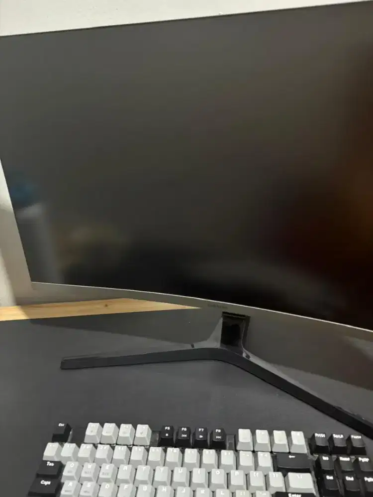 Jual Samsung 27” Curved C27R500 2nd  kondisi istimewa