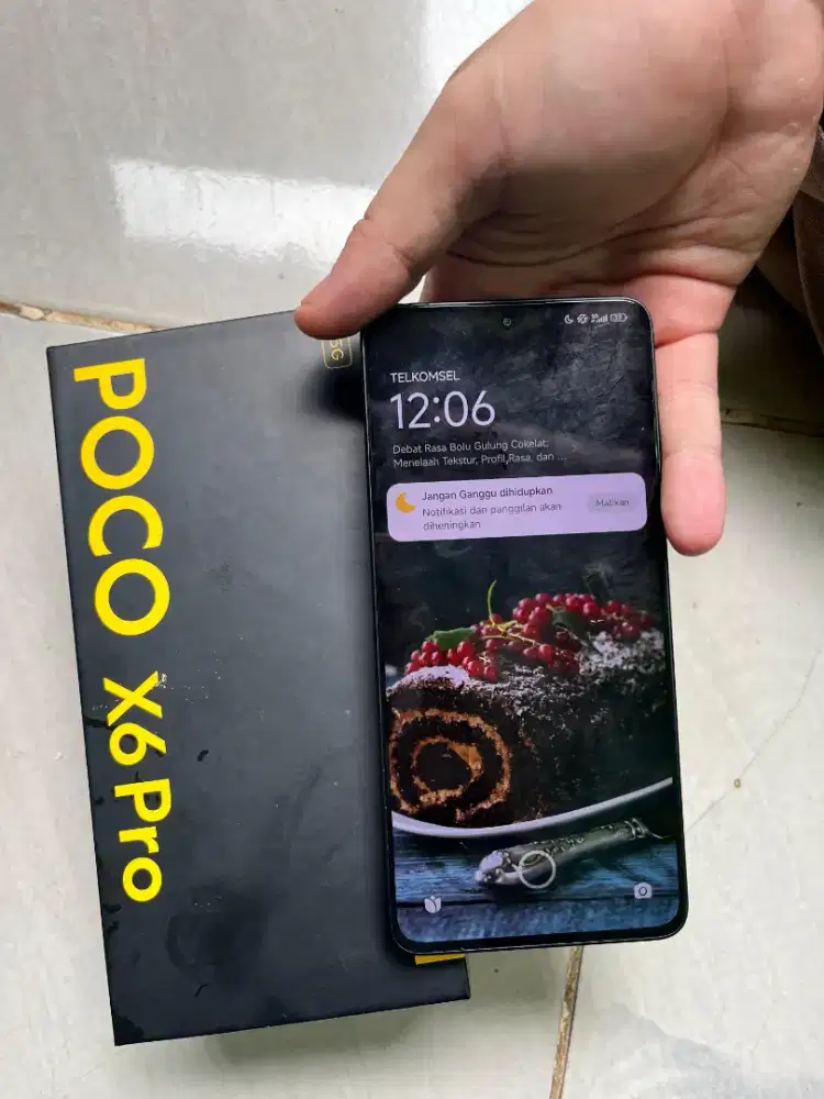 POCO X6 5G RAM 12/512
