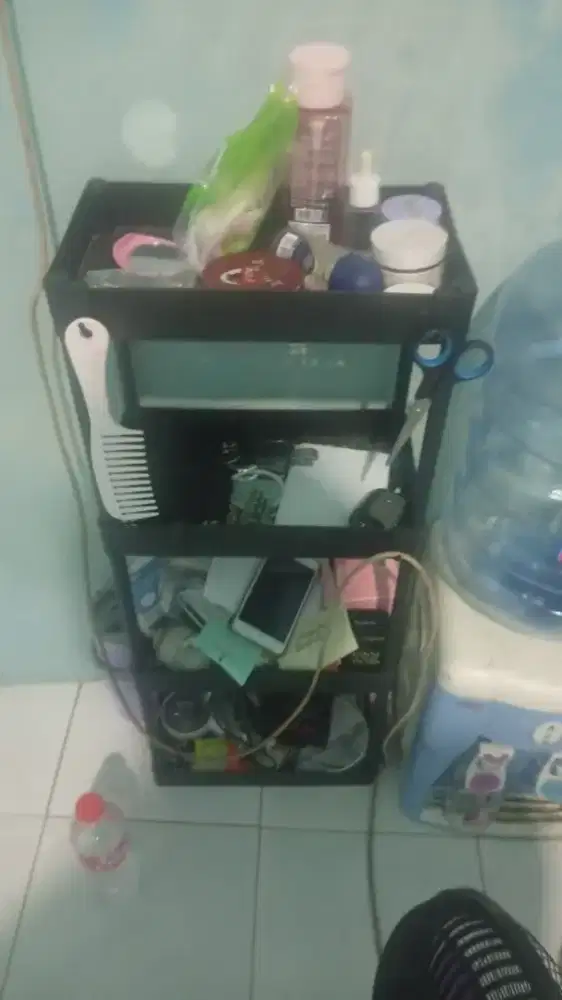 Jual aja mau pindah kosan