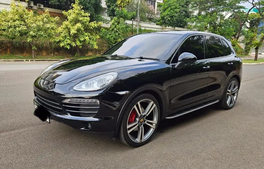 Jual Porsche Cayenne 3.6 2012 type tertinggi