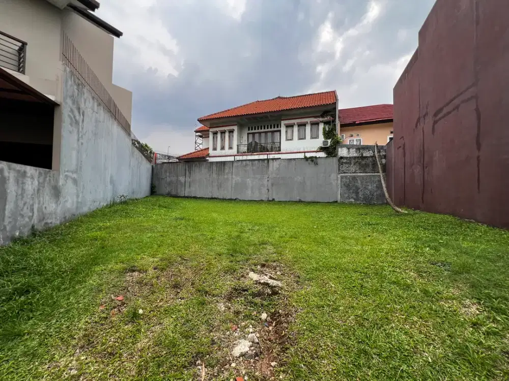 Tanah di Anggrek Loka, 2.3 - Harga Miring