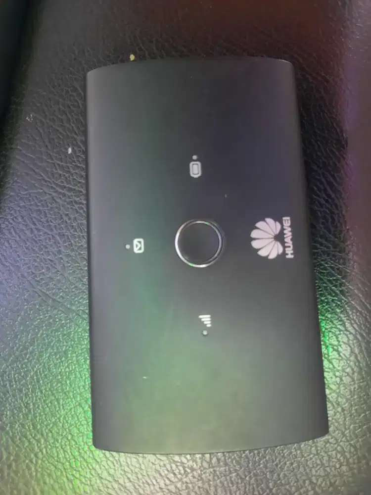 Modem wifi router hwawei unlock bisa semua kartu bisa dibawa kemana2.