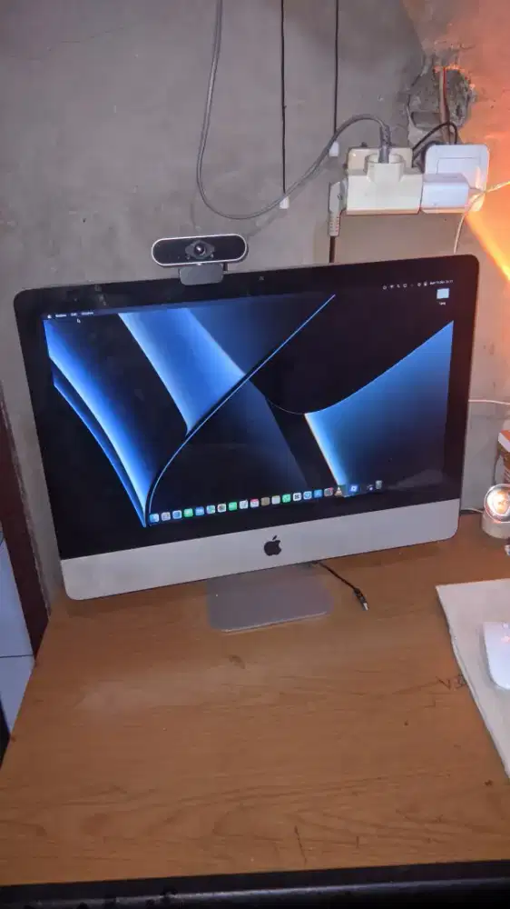 iMac (21.5-inch, Mid 2011)