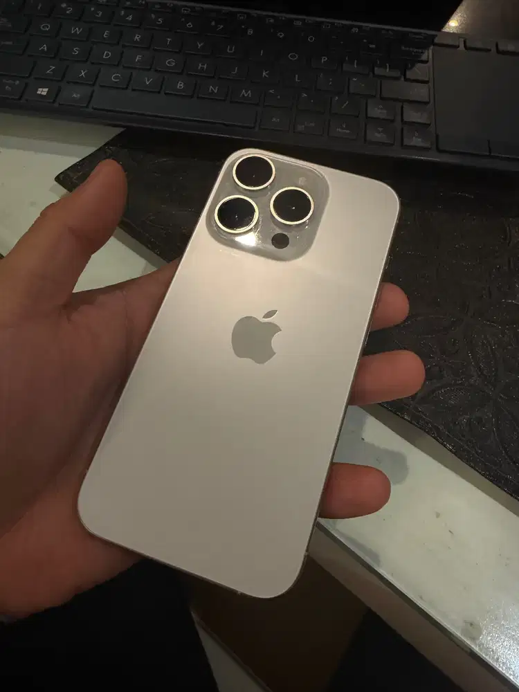 IPhone 15 Pro Natural titanium Ex IBox