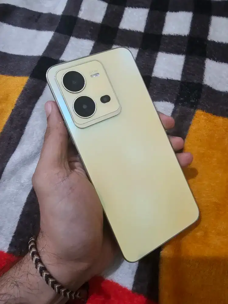 Vivo v25e 8/256 lengkap mulus normal bs tt