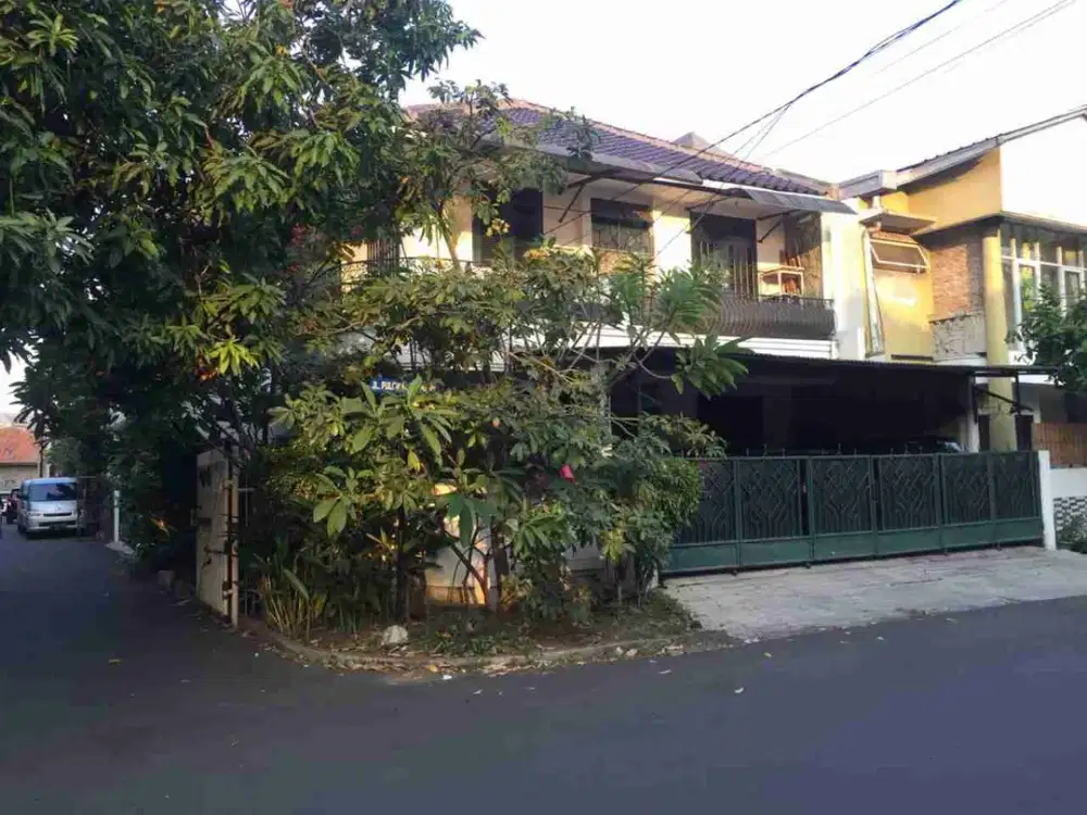 Rumah siap huni di Pulomas