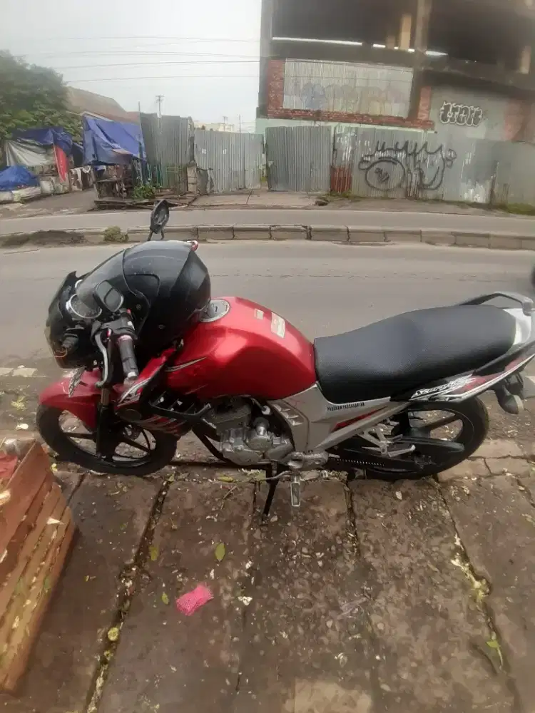 Scorpio Z tahun 2011 Lengkap + faktur