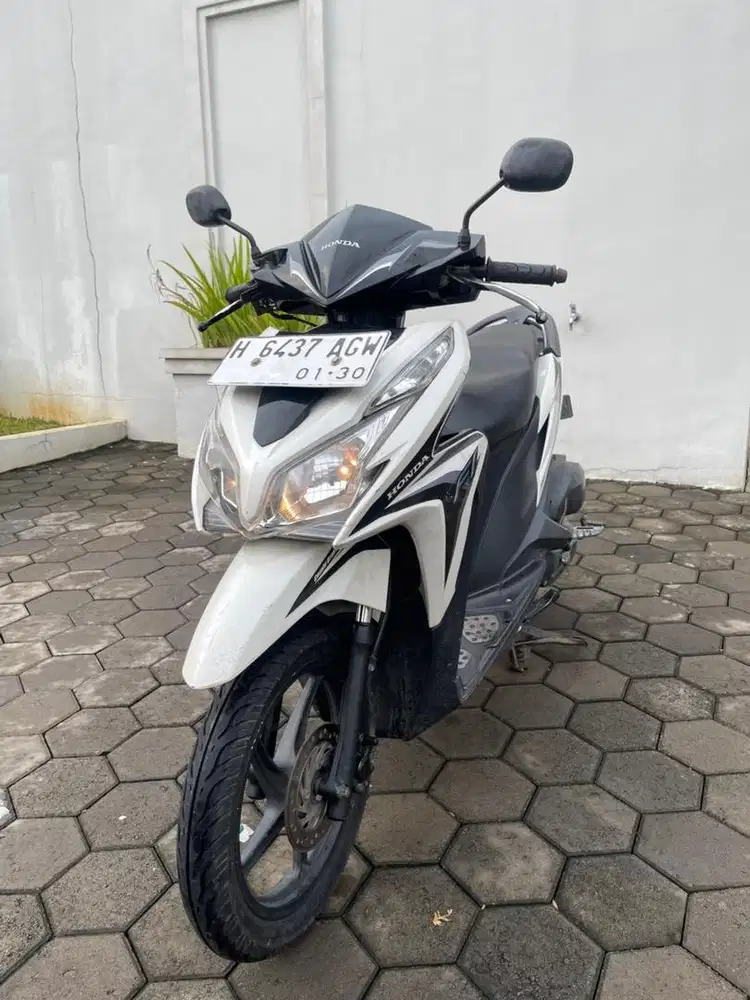 VARIO 125 KZR TAHUN 2014