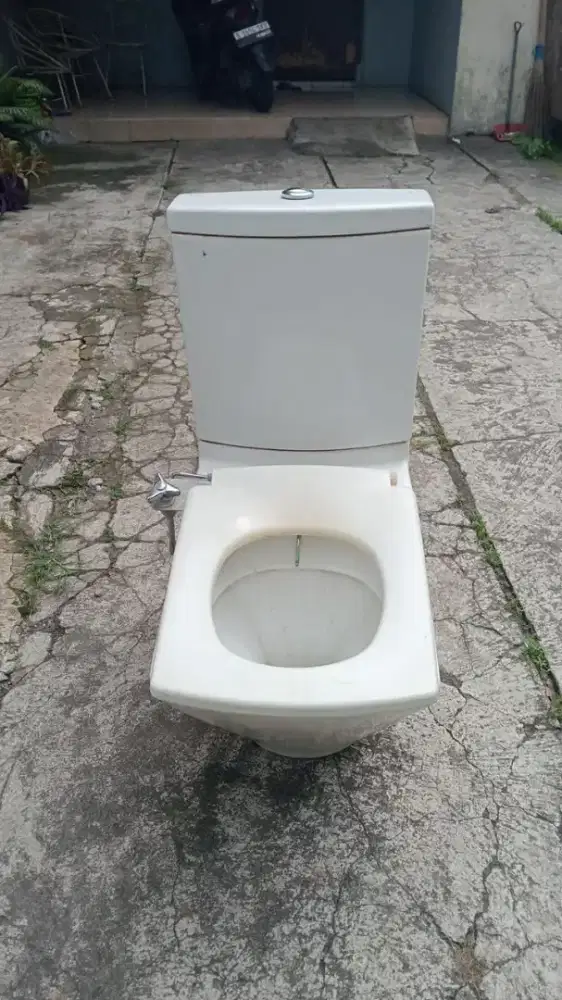 Closet kohler@dinantisecondhand