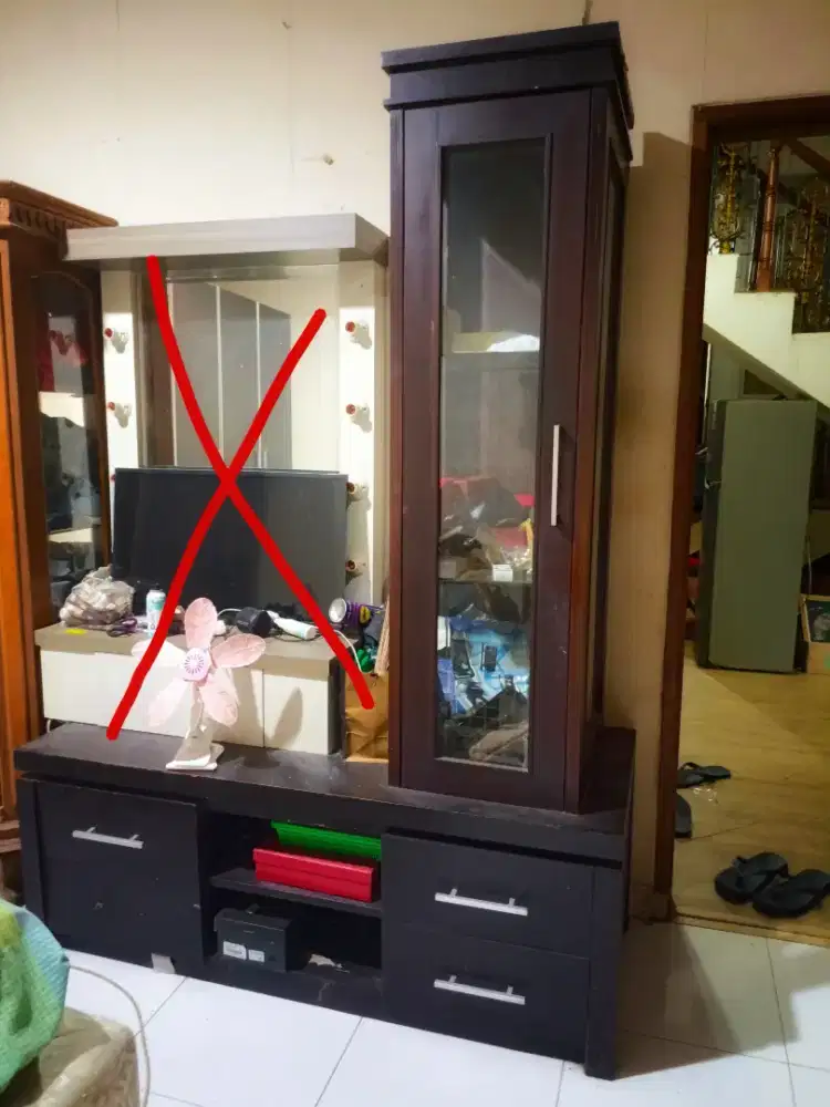 Buffet meja tv lemari kaca modern minimalis