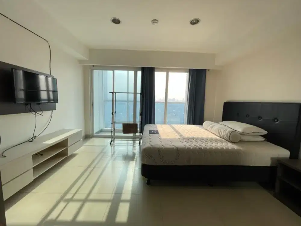 Studio Tamansari Hive Inclued IPL - Big Balcony Minimal 6 Bulan