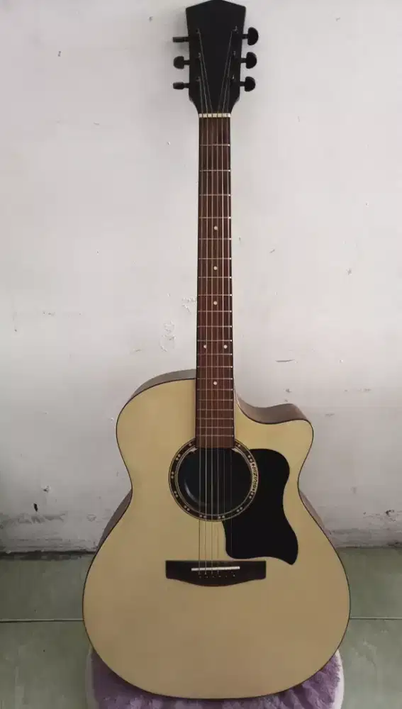 Gitar akustik grazia TM 05 original