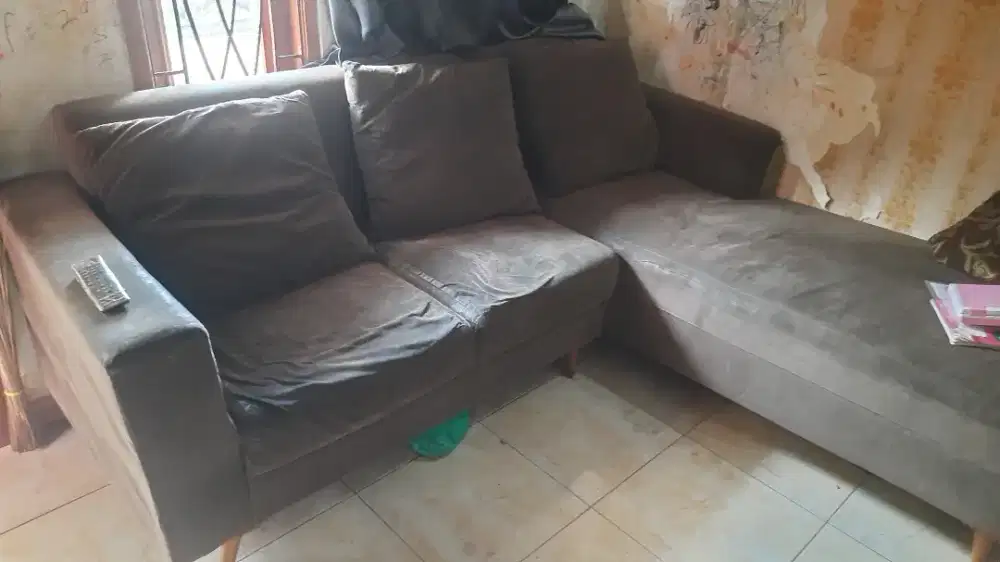 Sofa rawalumbu masih layak