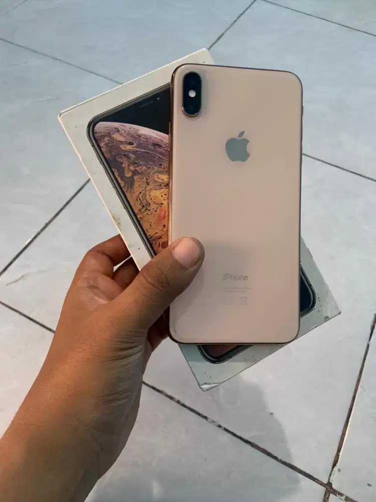 iphone xs max 64gb