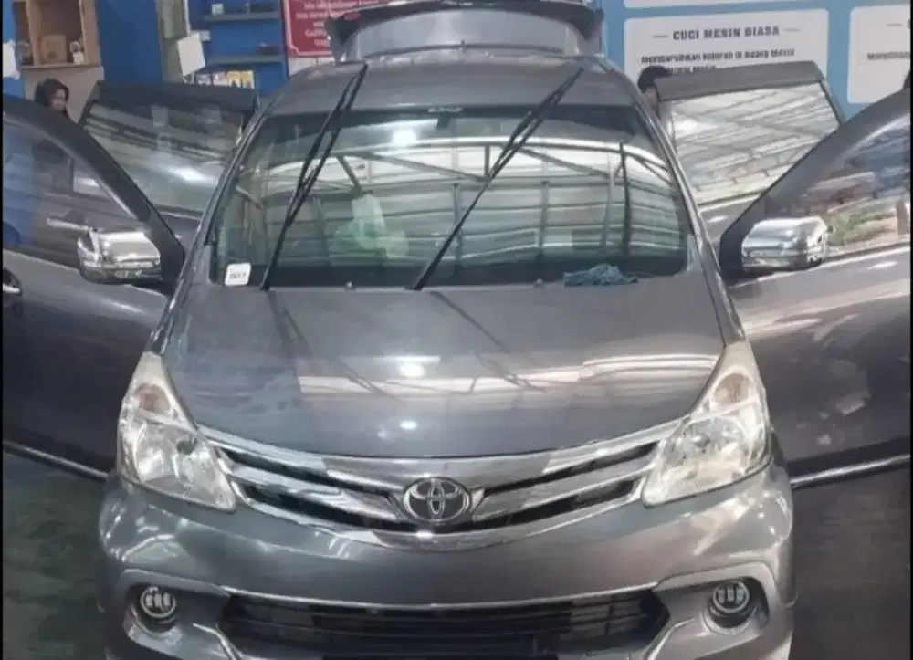 Dijual avanza pemakain pribadi