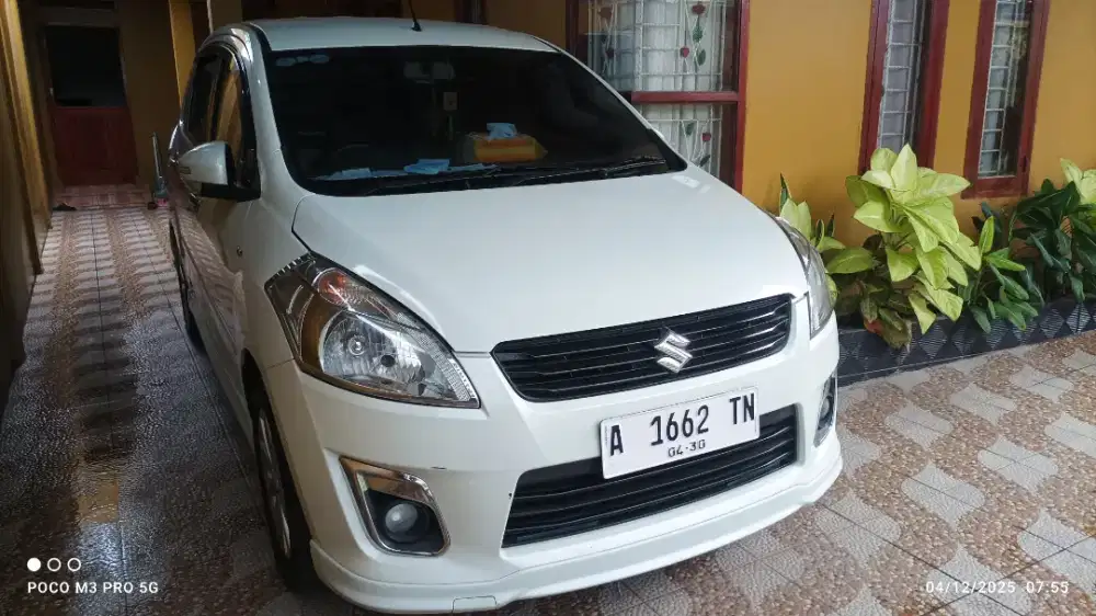 Di jual mobil Suzuki Ertiga GX elegant MT 2015