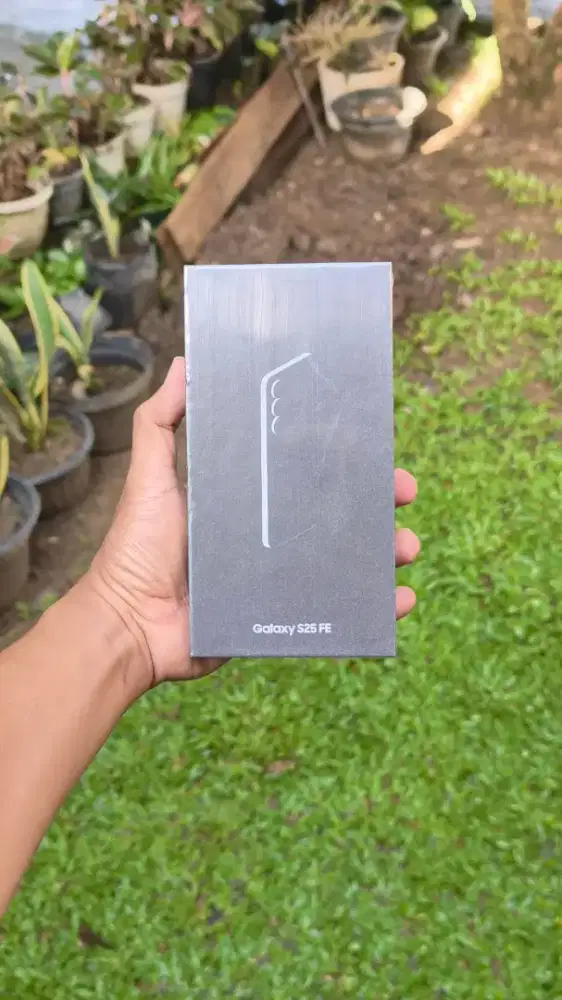 Samsung S25 FE 8GB / 256GB Baru
