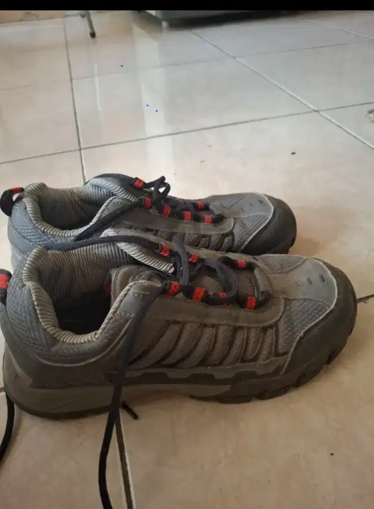 DIJUAL SEPATU EASYTREK SIZE26