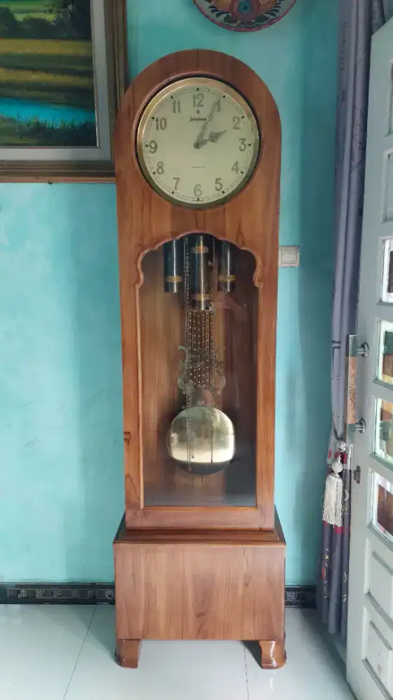 Jam lemari junghans germany