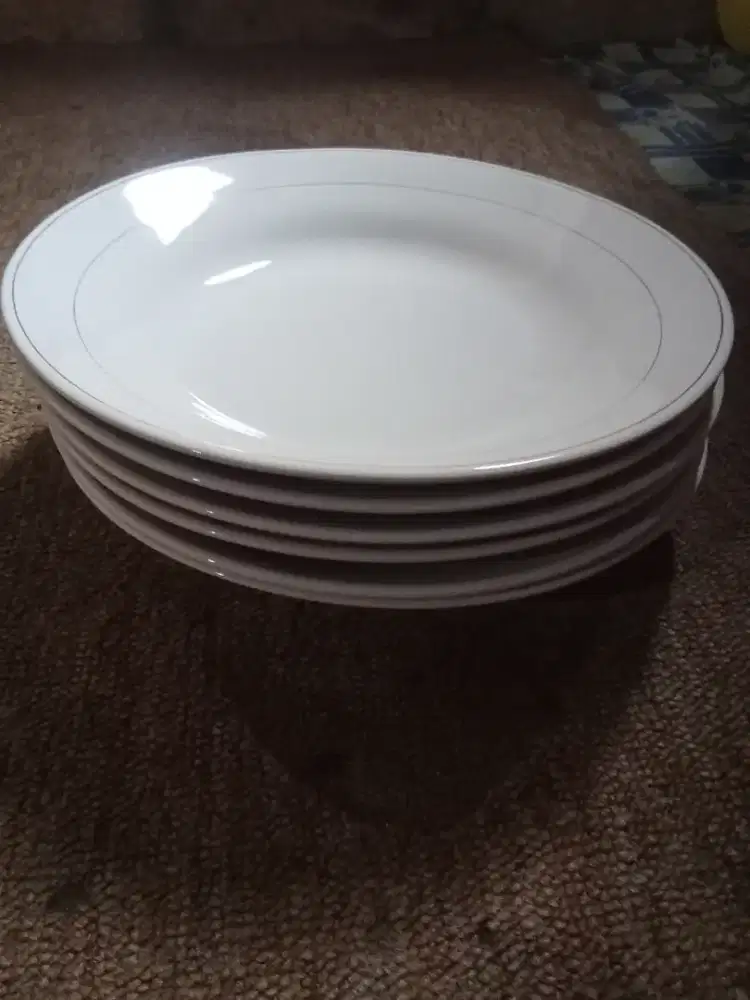 Piring 1 lusin ,Mash baguss .