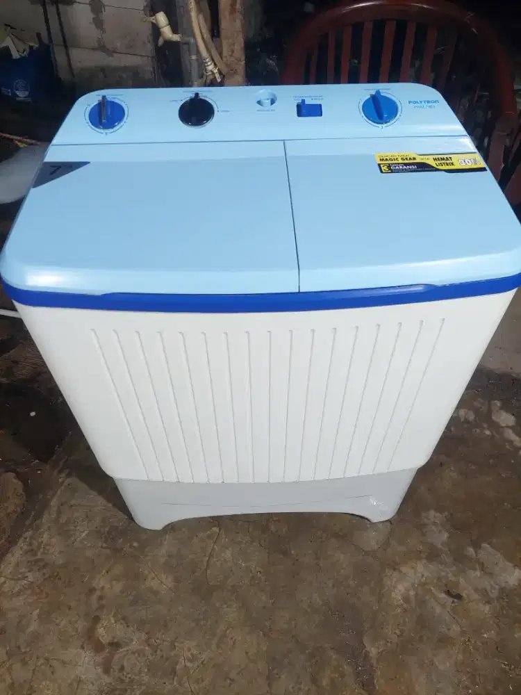 Mesin cuci Polytron kapasitas 7kg Normal semua siap pakai