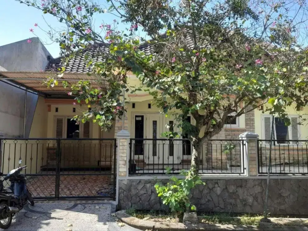Rumah Luas 210m Perum Bukit Cemara Tujuh Kota Malang