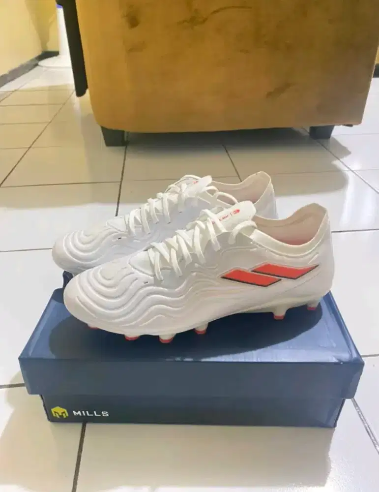 jual sepatu bola mils