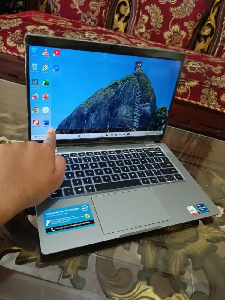 Laptop Dell Touchscreen Core i7 Gen 11 RAM 16GB SSD 512GB