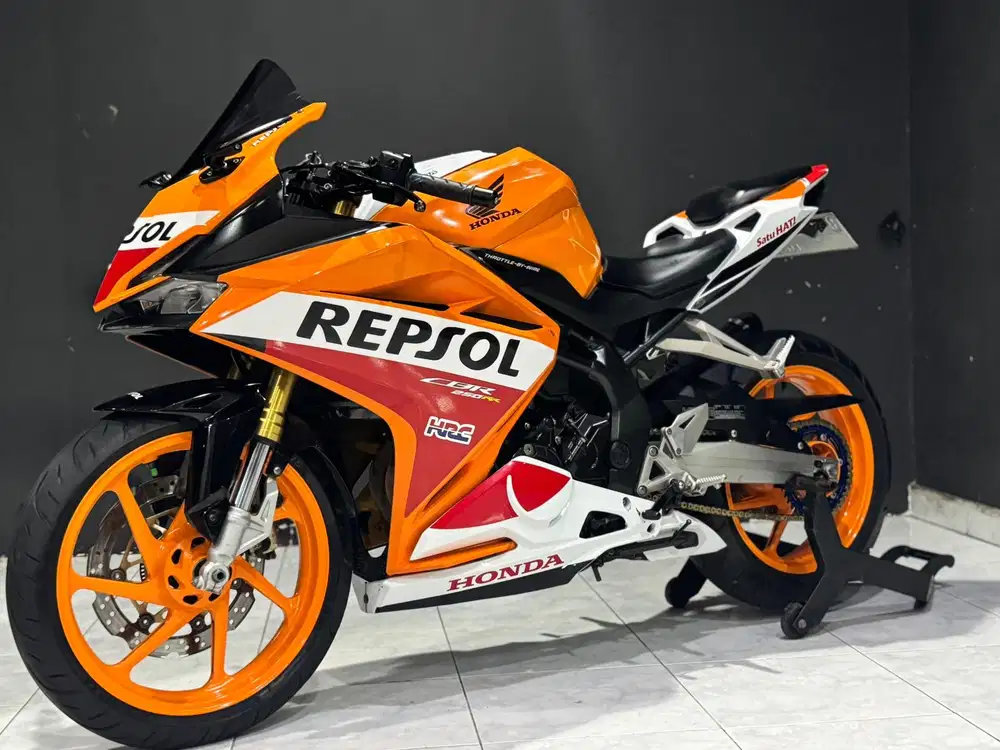 Honda cbr 250 RR abs 2017 repsol,km 18rb,istimewa mantap