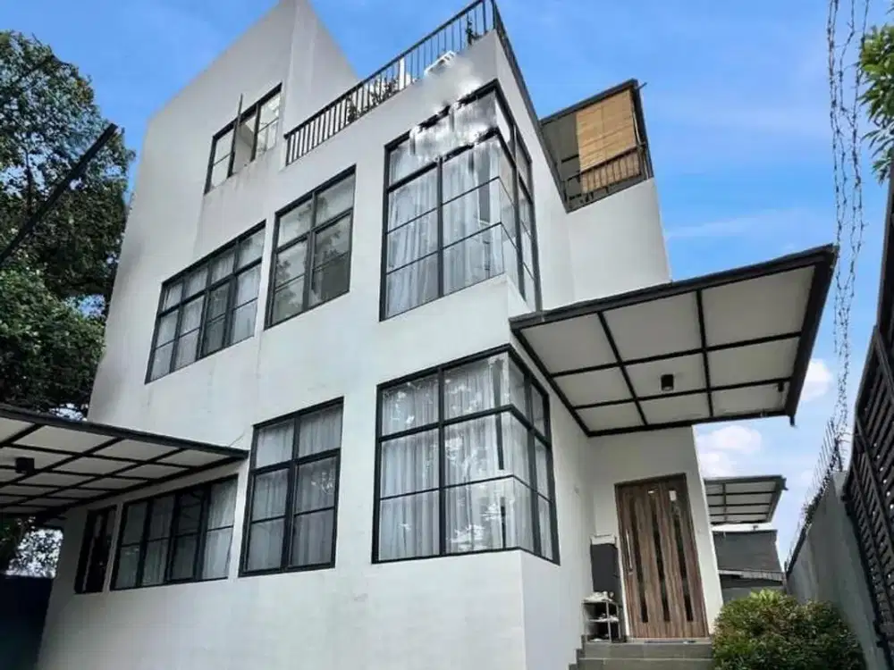 RUMAH COZY NYAMAN 3 LANTAI CILANDAK JAKARTA SELATAN