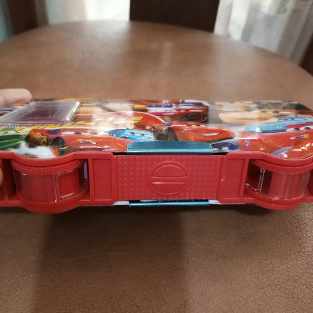 Kotak Pensil Mobil2 an Merah