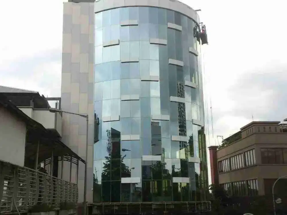 Jual Gedung Baru di Mampang Jakarta Selatan