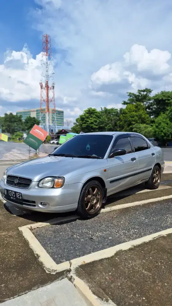 SUZUKI BALENO MATIC 2001
