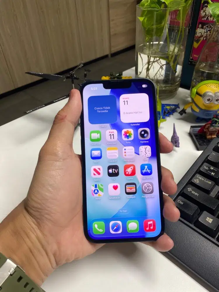 iphone 13 midnight 128gb mulus - masih ada garansi jan 2026 wifi only