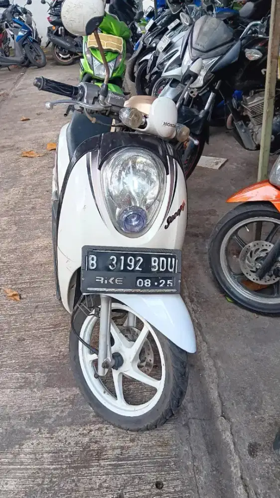 Dj jual scoopy tahun 2010