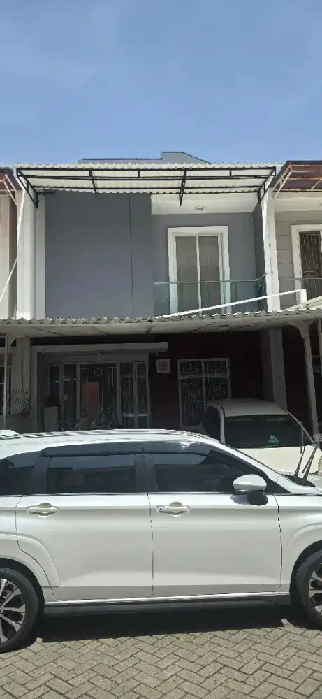 Dijual cepat rumah Golflake residence