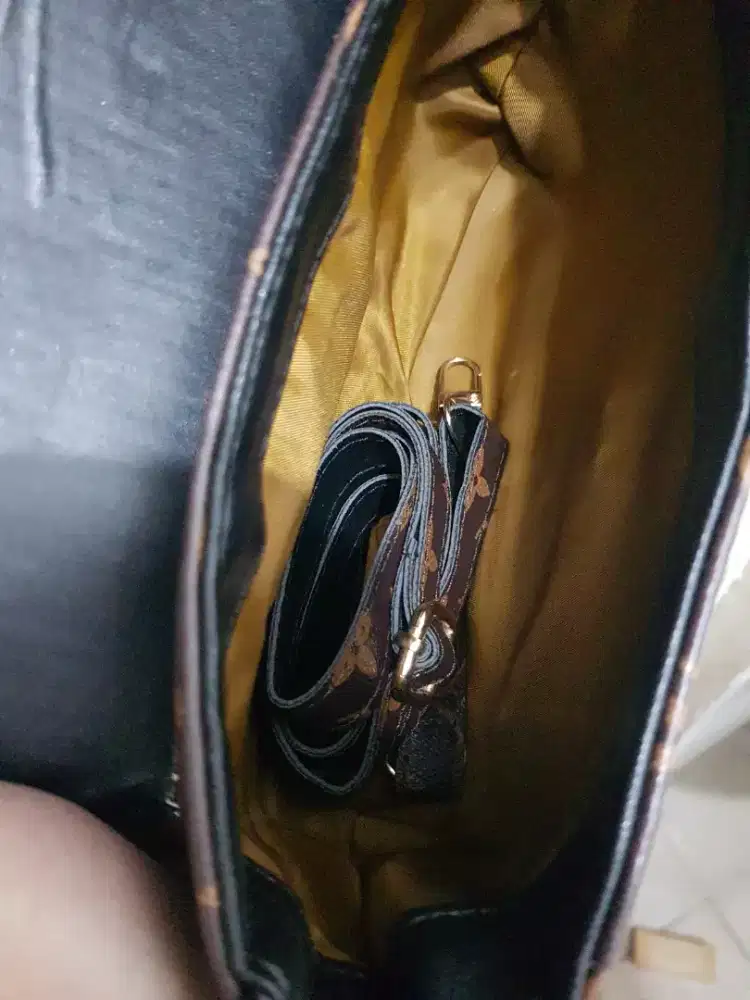 Tas Metis kombinasi bunga