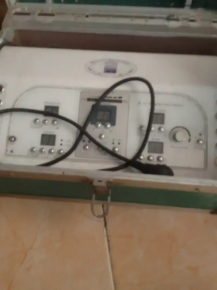 alat facial untuk salon