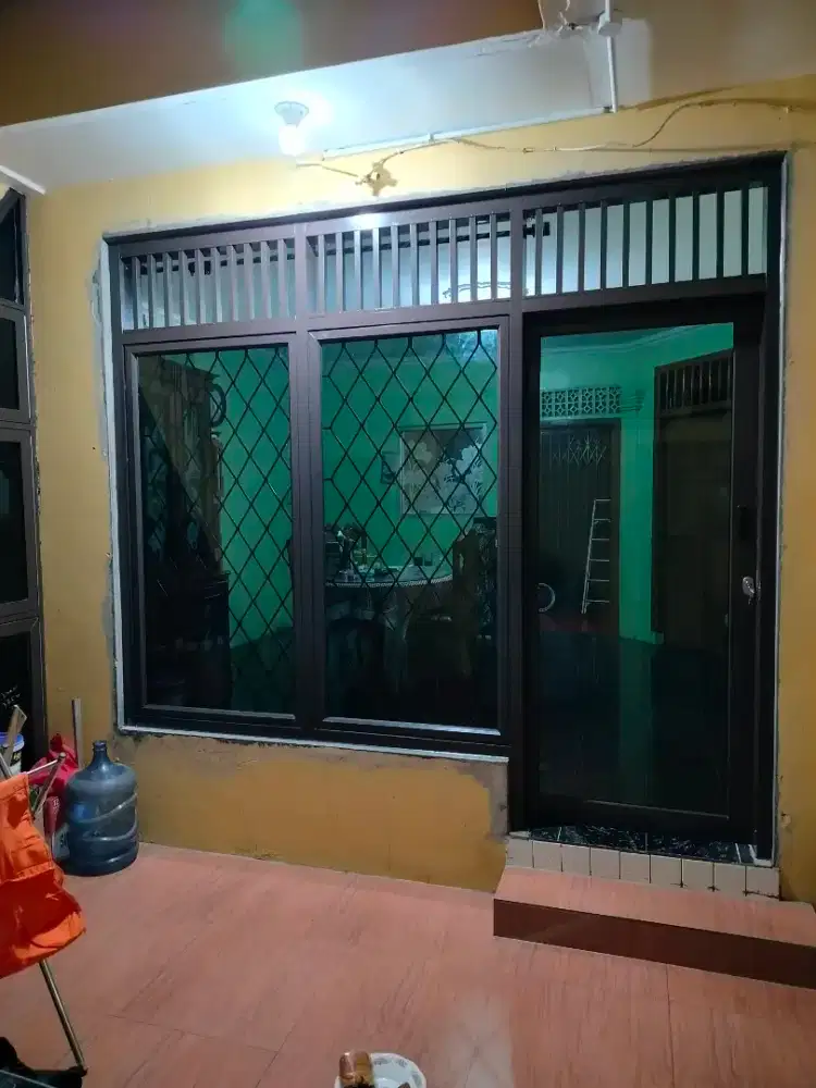 Pintu almuniyum dan rolingdor door