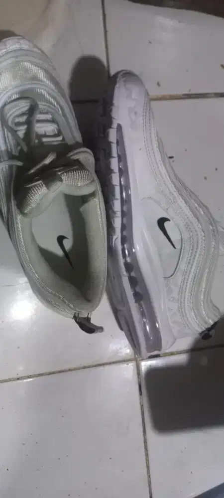 Sepatu Nike kondisi bagus mo dus