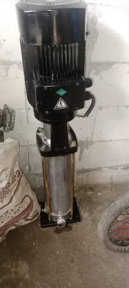 Pompa CNP CDLF 4-16/ Pompa Vertikal CNP CDLF 4-16