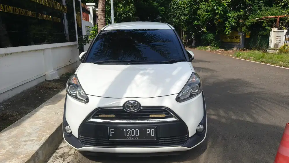Toyota Sienta 2017 Bensin