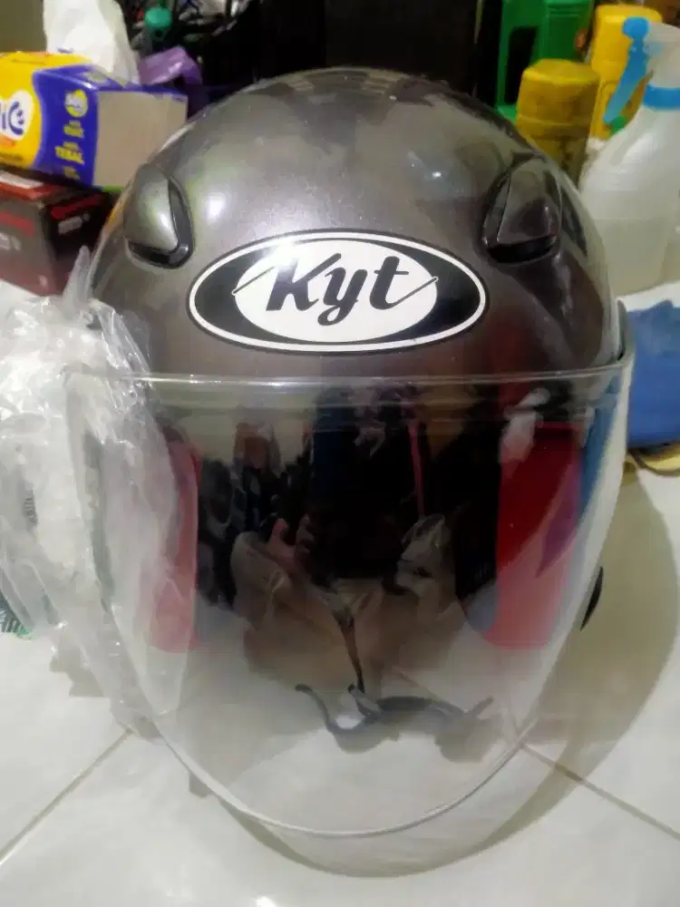 Helm KYT rocket size M