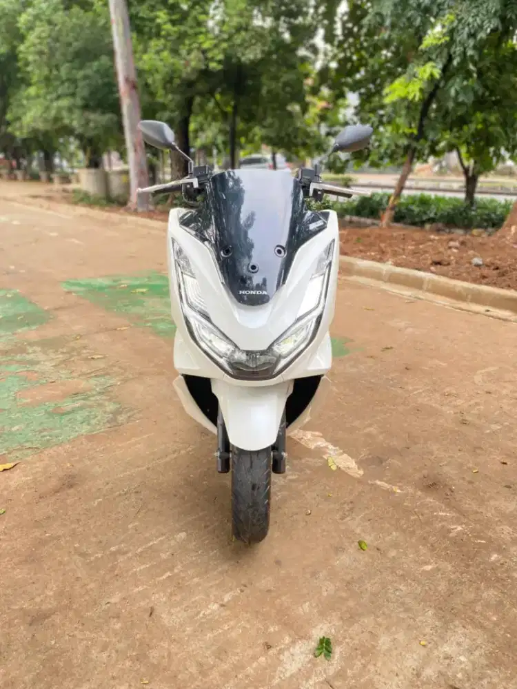 PCX 2024 Putih Low Km Harga Termurah Terawat Sekali