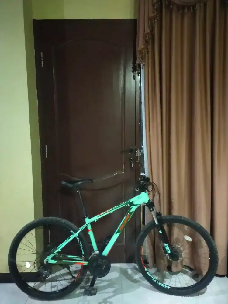 Sepeda polygon cascade