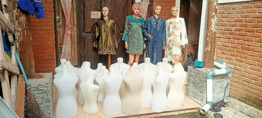 Patung / boneka Display