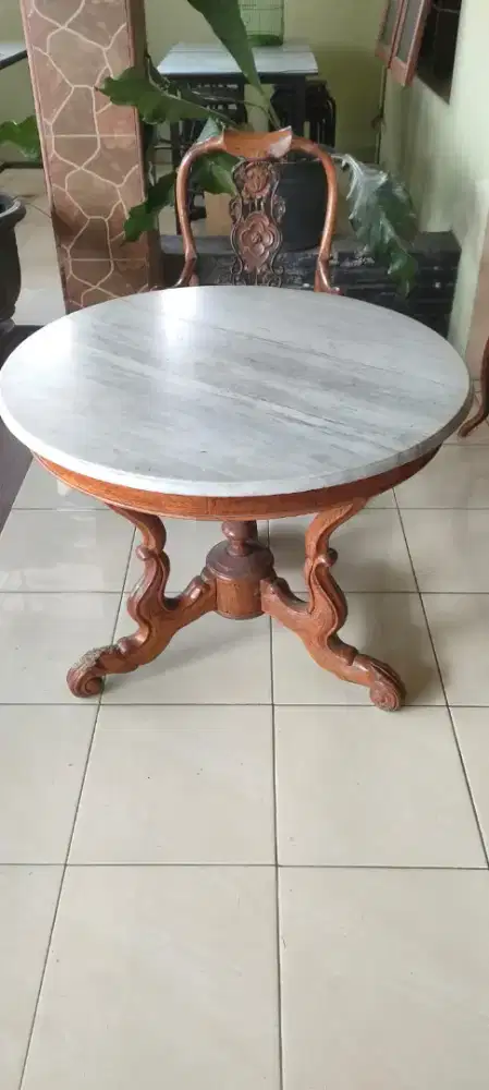 Meja Marmer satu set